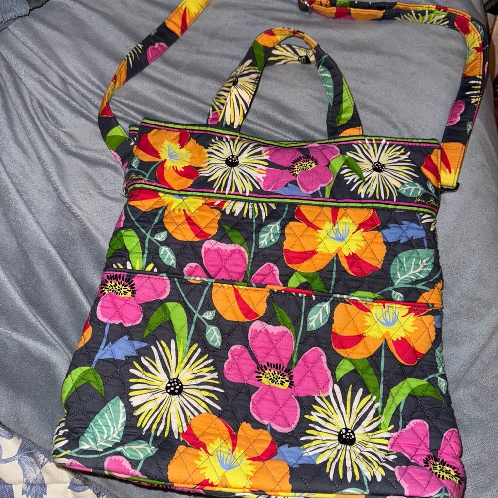 Vera Bradley Floral Quilted Tote Bag Crossbody - Picture 3 of 7